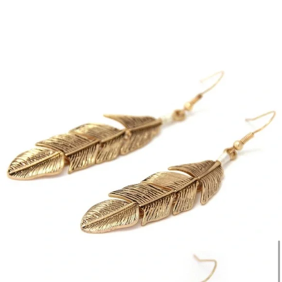 New! Boho Feather Dangle Gold Tone Textured Quality Earring’s - Picture 12 of 13